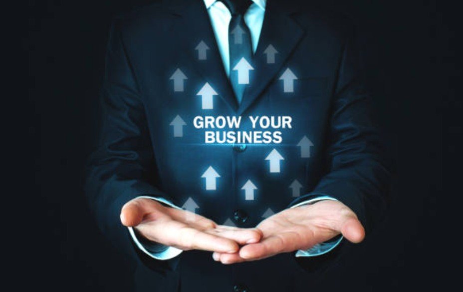 The Entrepreneur Transforming the Digital Media Landscape: IzoneMedia360.com izonemedia360.com entrepreneur